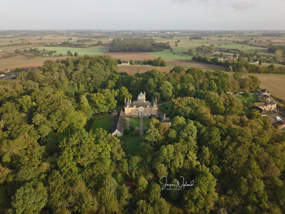Chateau Du Bois Glaume Poligne Exterior photo