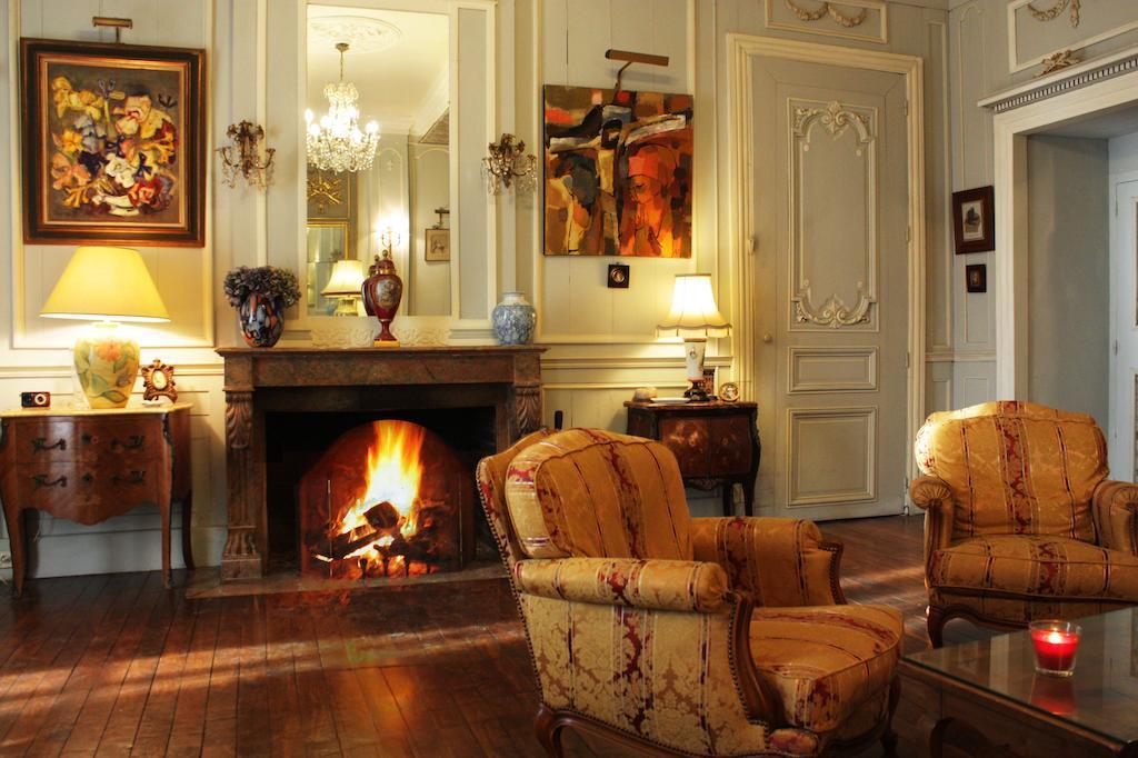 Chateau Du Bois Glaume Poligne Room photo