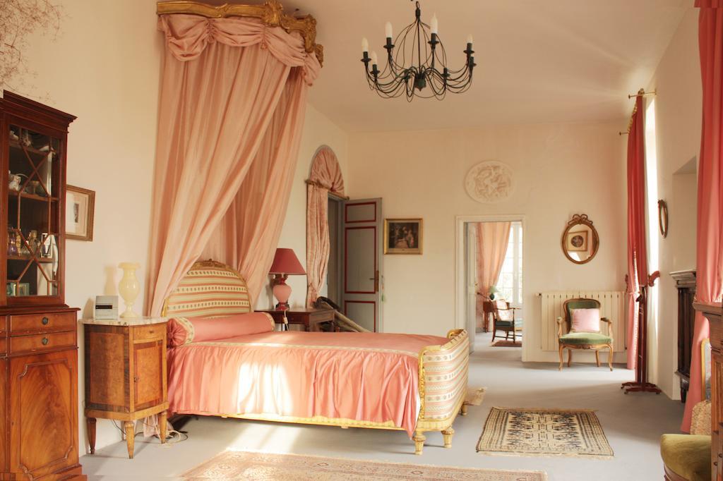 Chateau Du Bois Glaume Poligne Room photo