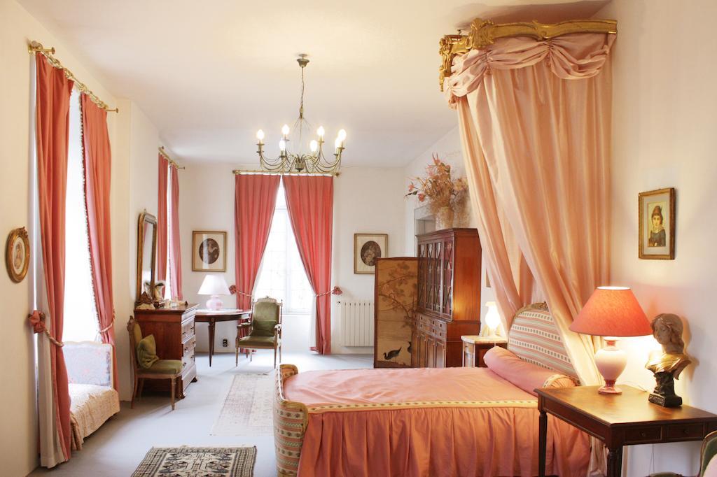 Chateau Du Bois Glaume Poligne Room photo